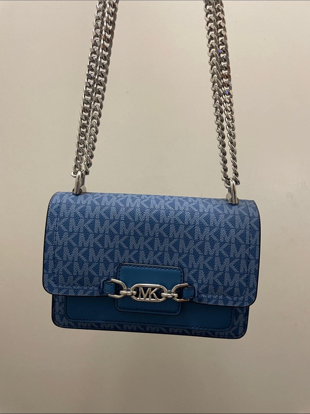 Michael Kors Blue Signature Shoulder or Crossbody bag with Silver Hardware - Picture 13 of 16